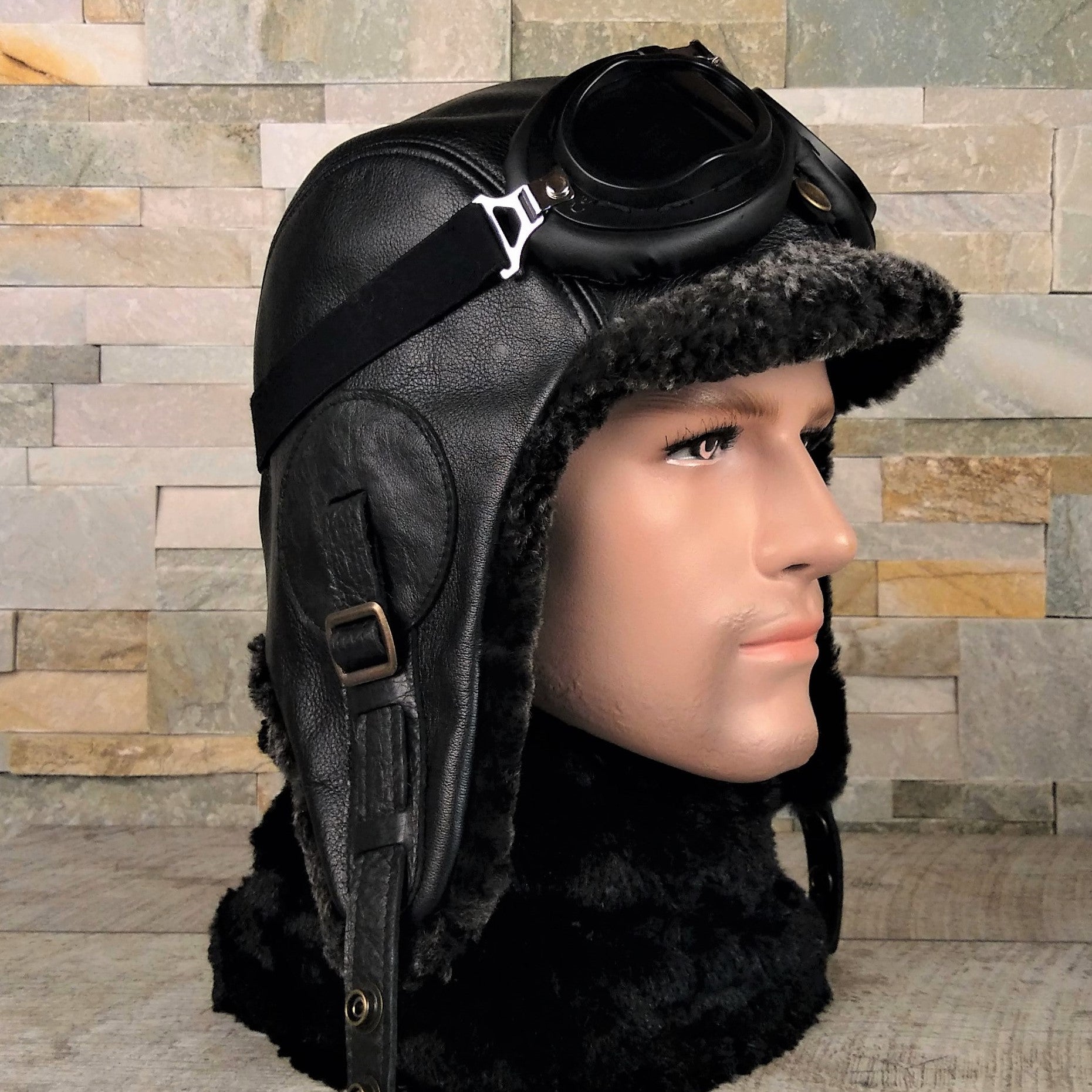 Sheepskin aviator hat and goggles