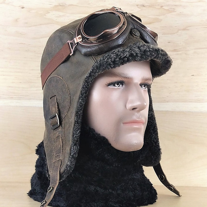 Men's sheepskin aviator hat and goggles